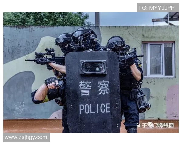 深圳街舞队边路渗透体系的战术解析与创新实践探讨